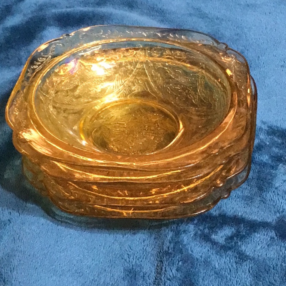 SET OF 4 VINTAGE BOWLS - Picture 2 of 11